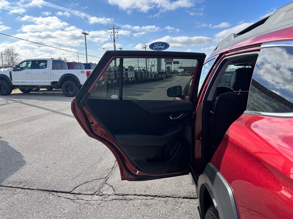 Used 2025 Subaru Outback Premium image 15