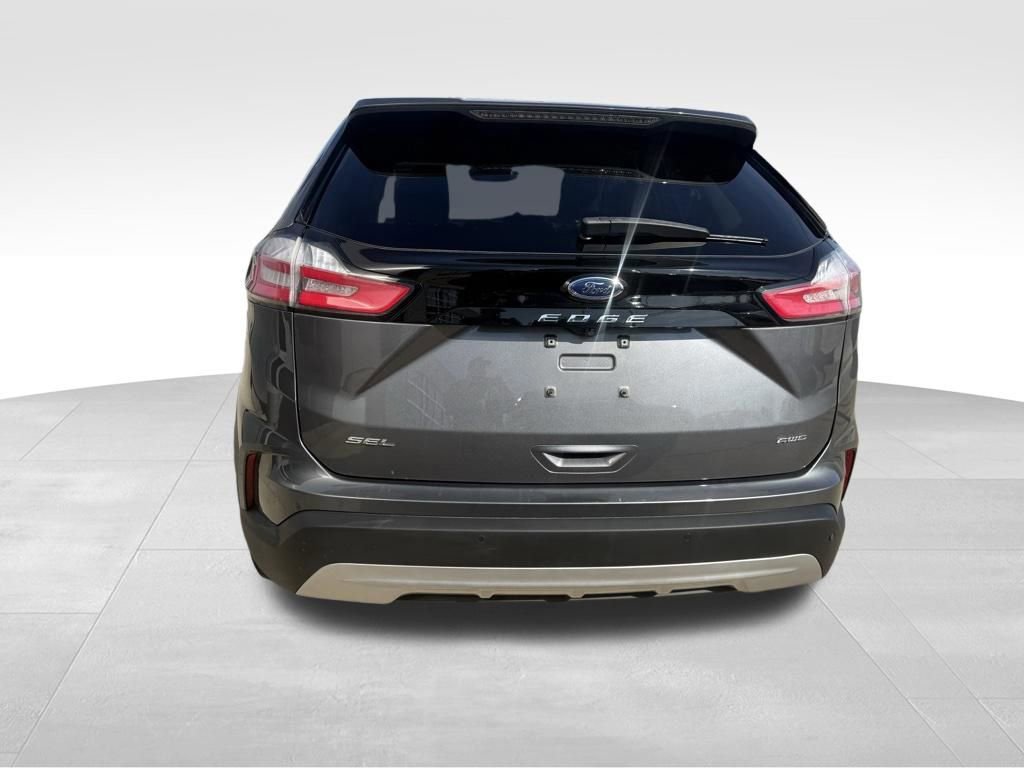 Certified 2021 Ford Edge SEL image 4