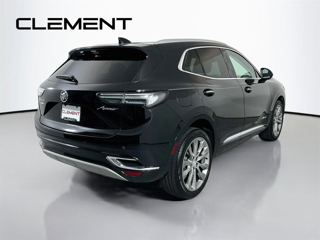 Used 2022 Buick Envision Avenir w/ Technology Package II AWD/4WD image 7