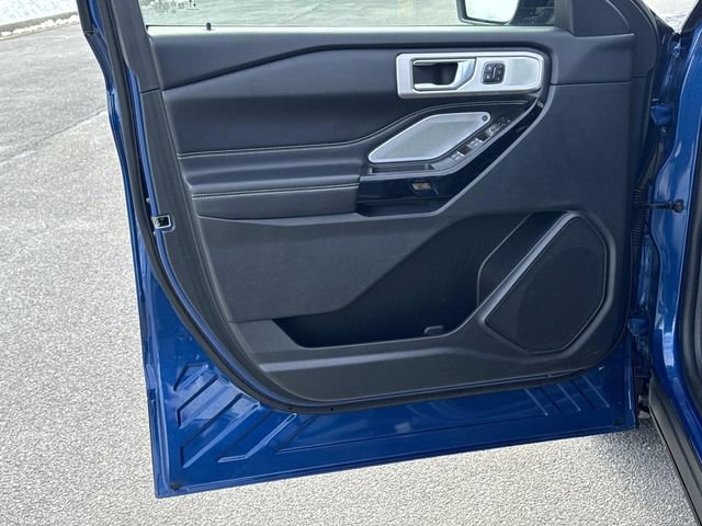 Certified 2022 Ford Explorer ST w/ Equipment Group 401A image 13