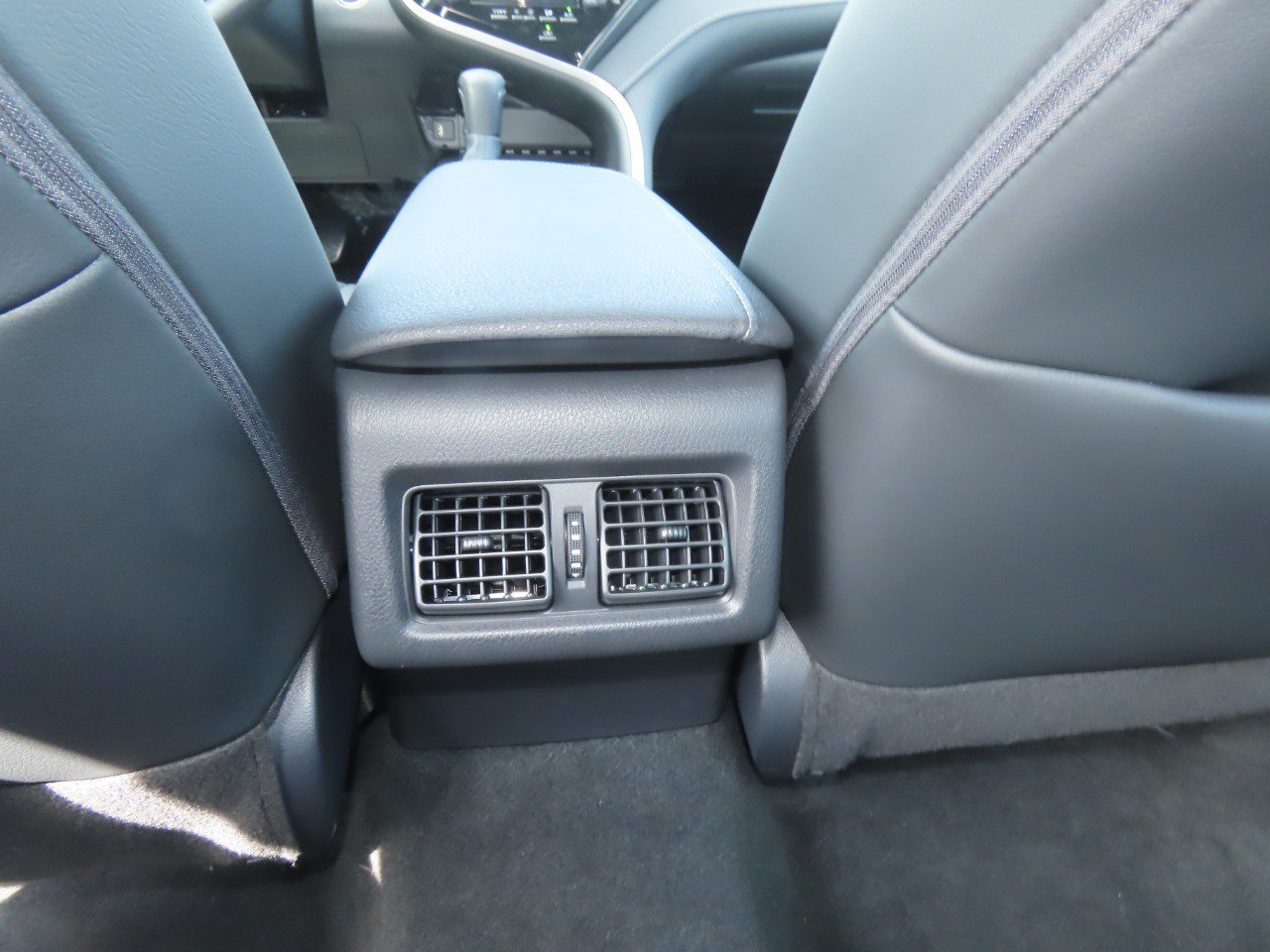 Used 2024 Toyota Camry XSE FWD image 18