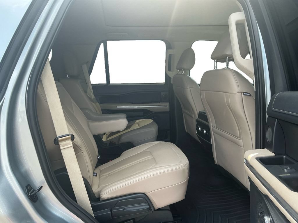 Certified 2024 Ford Expedition Limited RWD image 23