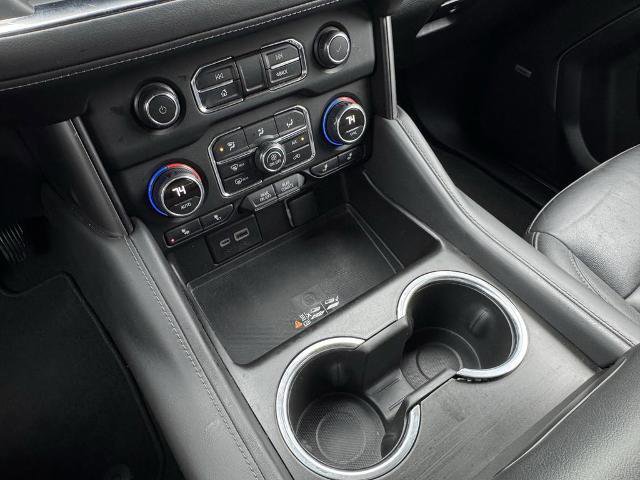 Used 2024 Chevrolet Suburban LT image 27