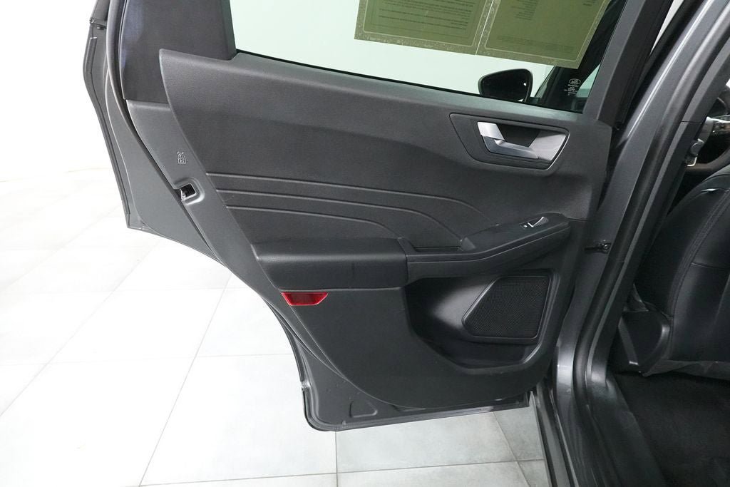 Certified 2025 Ford Escape ST-Line FWD image 23