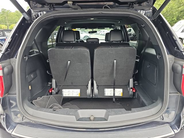 Certified 2019 Ford Explorer XLT w/ Equipment Group 202A FWD image 13