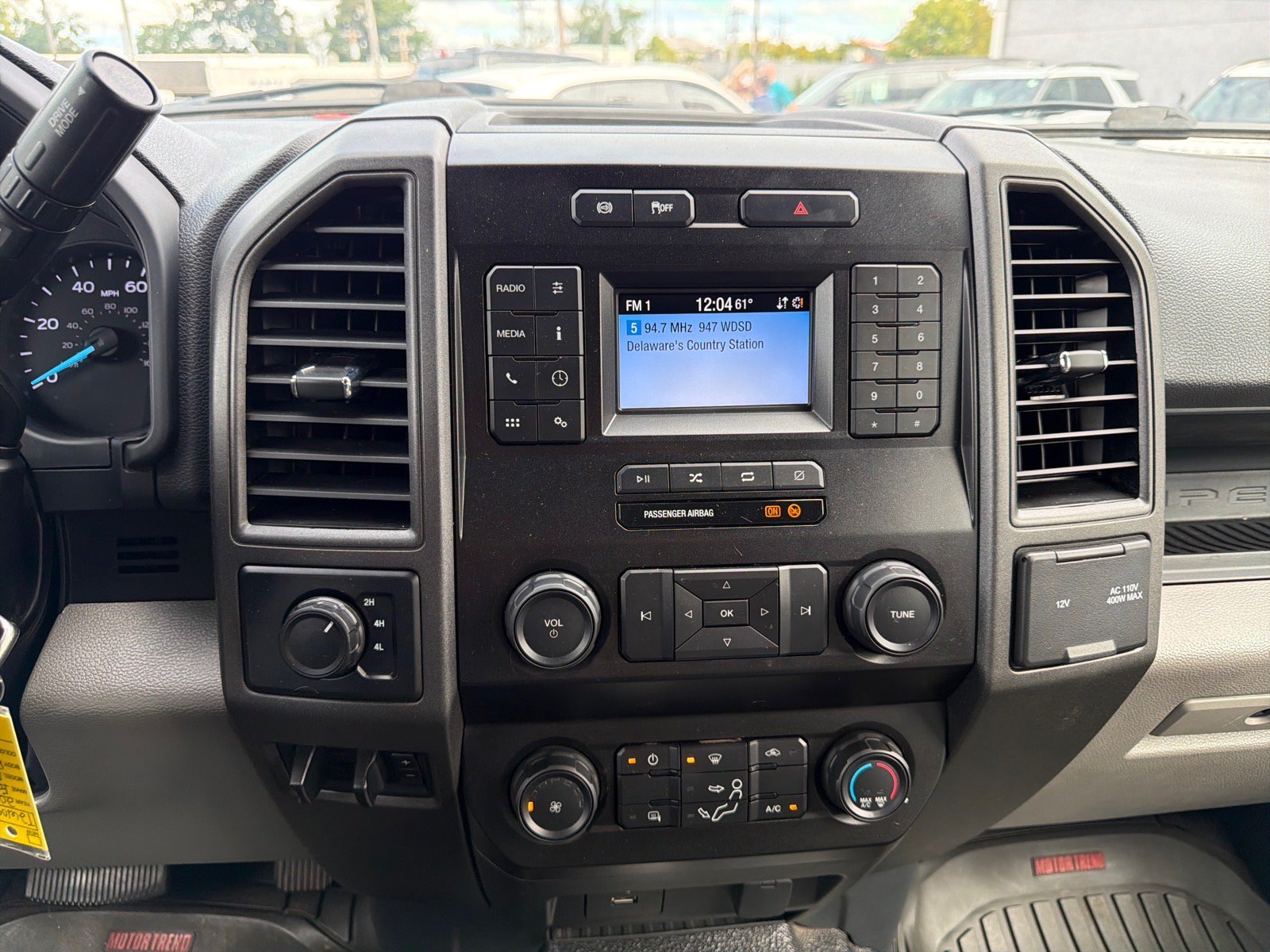 Certified 2022 Ford F550 4x4 Crew Cab Super Duty w/ Power Equipment Group image 14