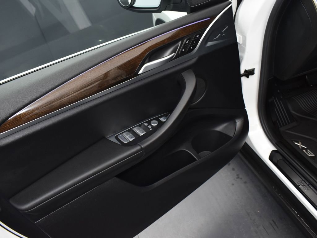 Used 2024 BMW X3 xDrive30i image 9