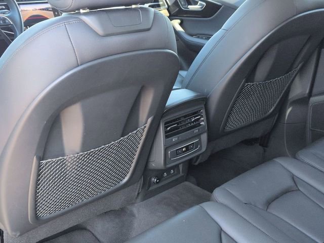 Used 2024 Audi Q7 3.0T Premium Plus AWD/4WD image 28