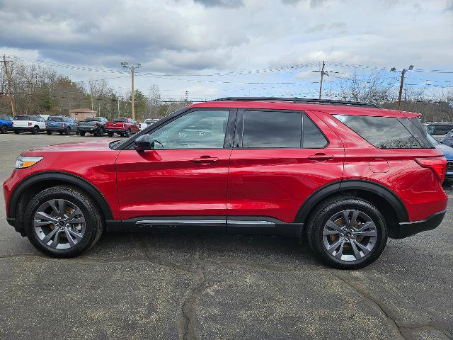 Certified 2024 Ford Explorer XLT w/ Equipment Group 202A image 8