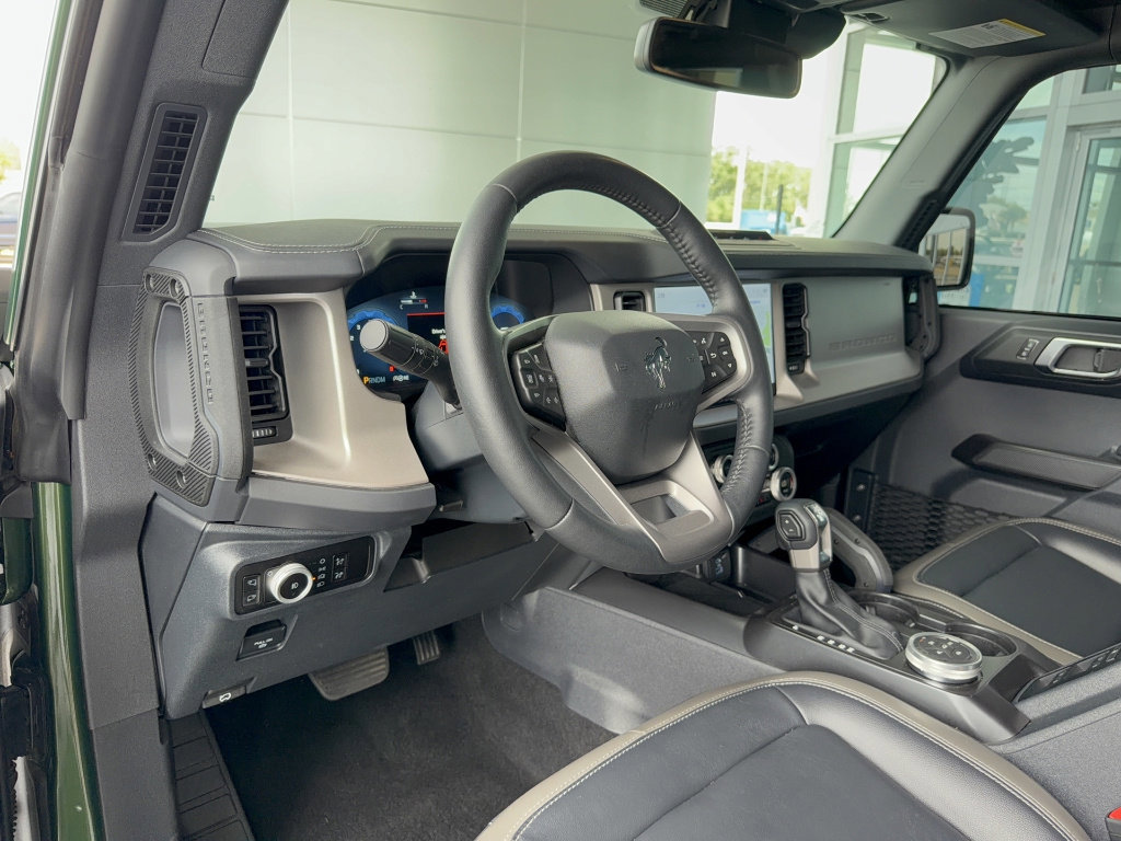 Certified 2025 Ford Bronco Outer Banks w/ Sasquatch Package image 11