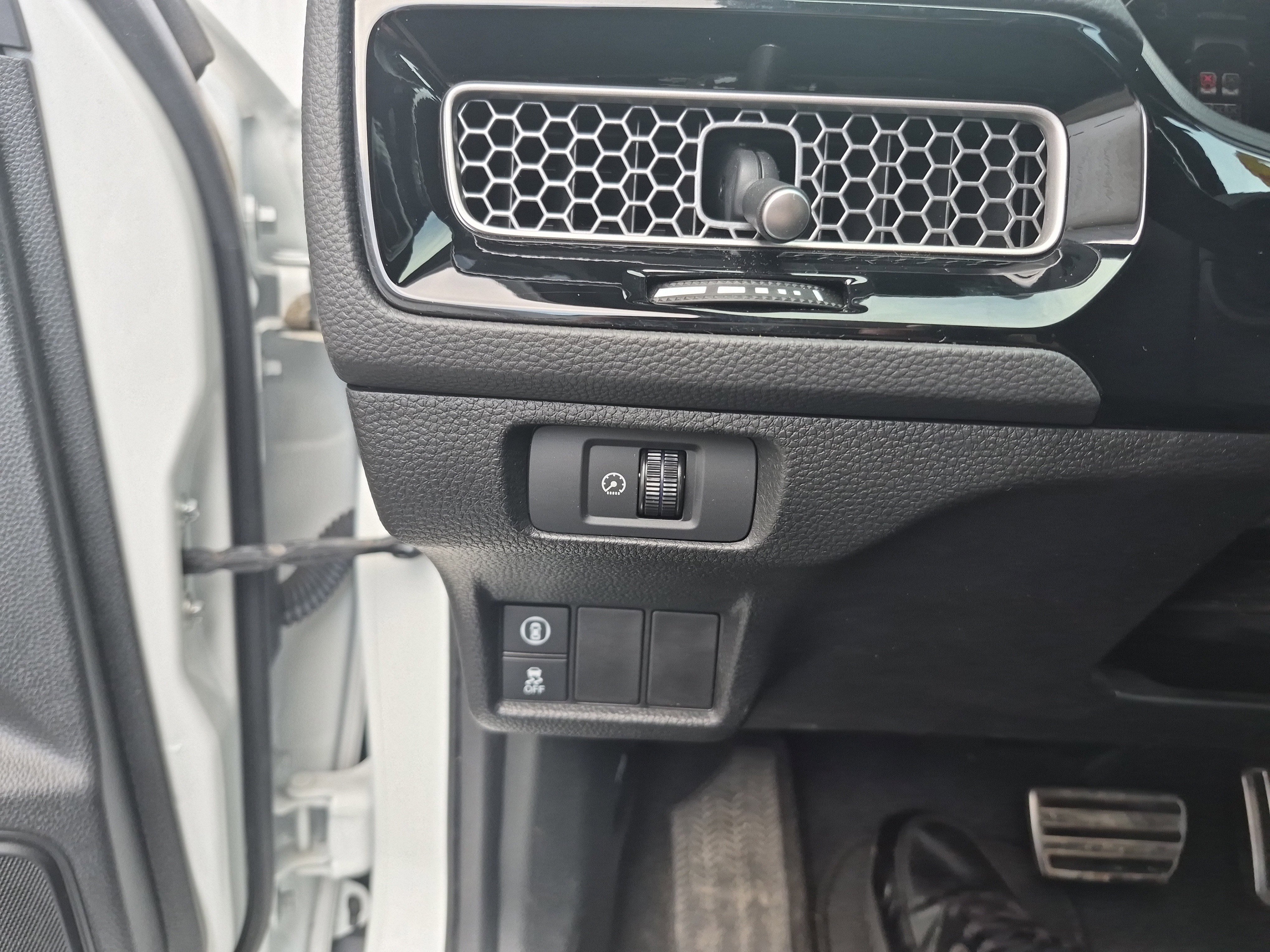 Used 2022 Honda Civic Sport image 17