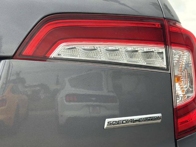 Used 2022 Honda Pilot Special Edition image 9