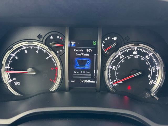 Used 2023 Toyota 4Runner TRD Off-Road Premium AWD/4WD image 22