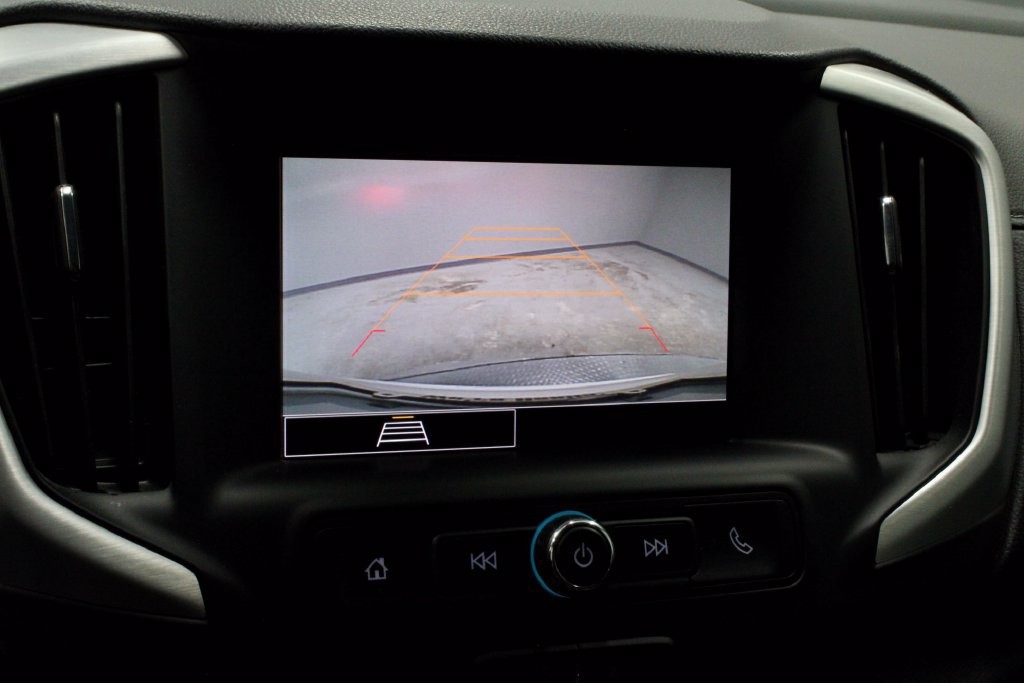Used 2023 GMC Terrain SLE FWD image 2