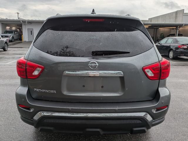 Used 2020 Nissan Pathfinder S FWD image 4