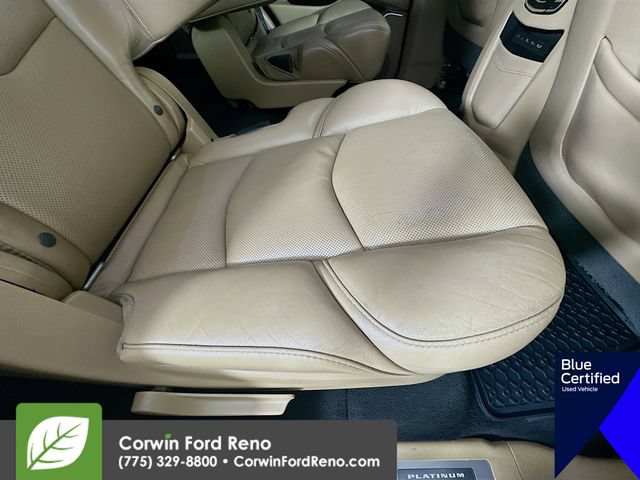 Used 2018 Cadillac Escalade Platinum AWD/4WD image 34
