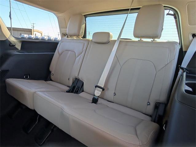 Certified 2023 Ford Expedition Limited image 29