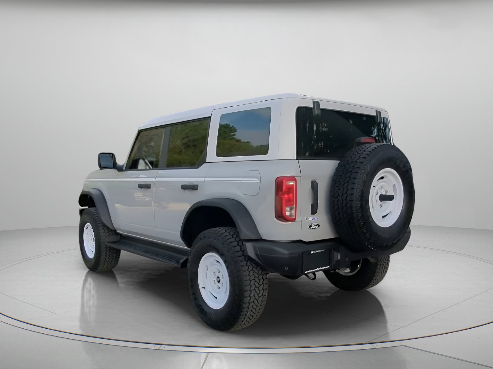 Certified 2026 Ford Bronco Heritage Edition AWD/4WD image 22