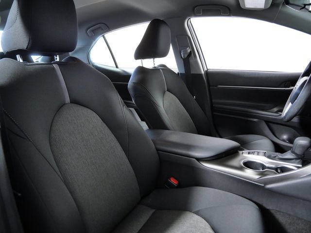 Used 2021 Toyota Camry LE FWD image 12