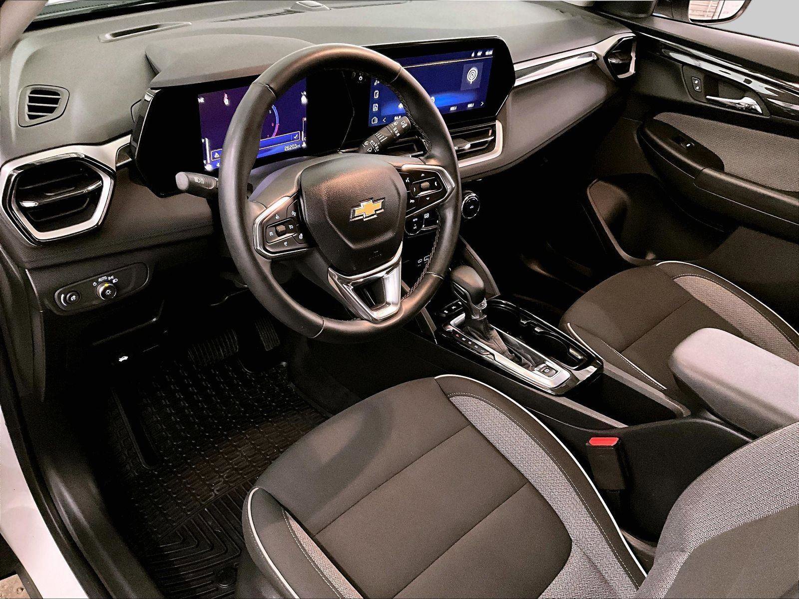 Used 2024 Chevrolet TrailBlazer LT w/ Convenience Package image 12