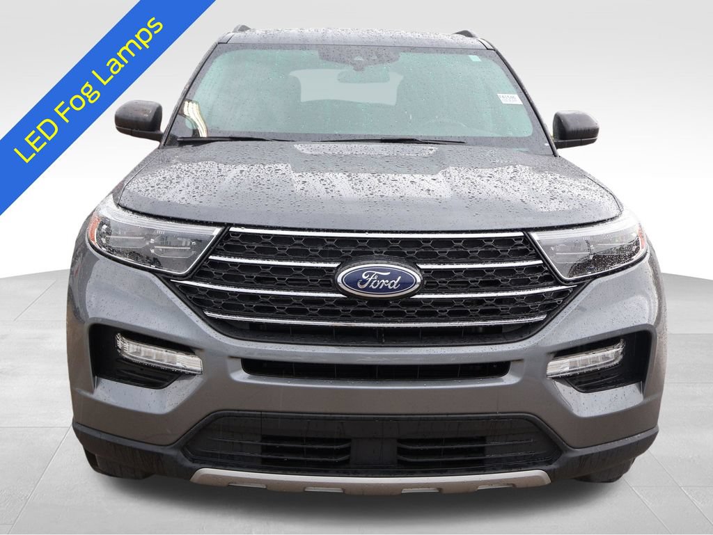 Certified 2023 Ford Explorer XLT w/ Equipment Group 202A AWD/4WD image 8