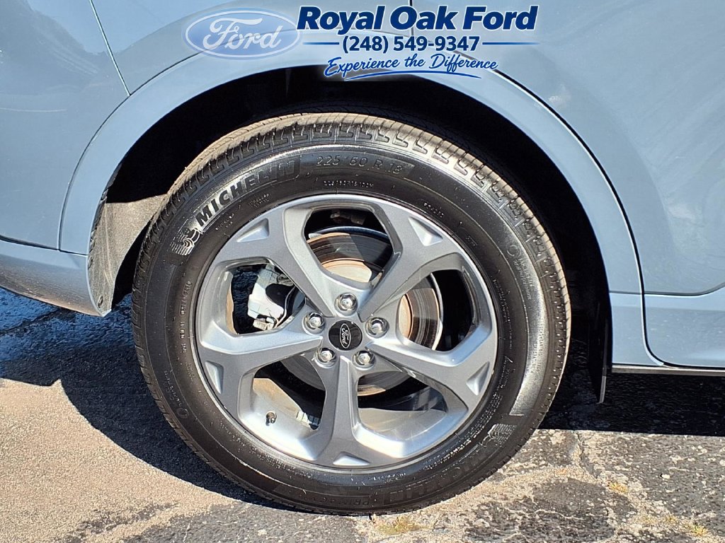 Certified 2024 Ford Escape ST-Line w/ Tech Pack #1 AWD/4WD image 33
