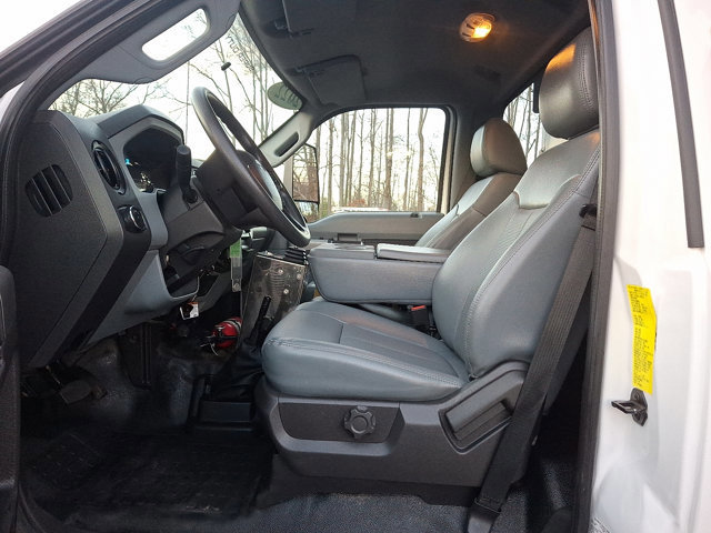 Certified 2022 Ford F750 2WD Regular Cab Super Duty image 14