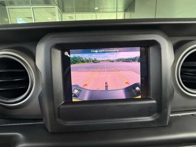 Used 2023 Jeep Gladiator Sport AWD/4WD image 29