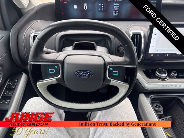 Certified 2025 Ford Expedition Max Platinum w/ Driver's Package AWD/4WD image 37