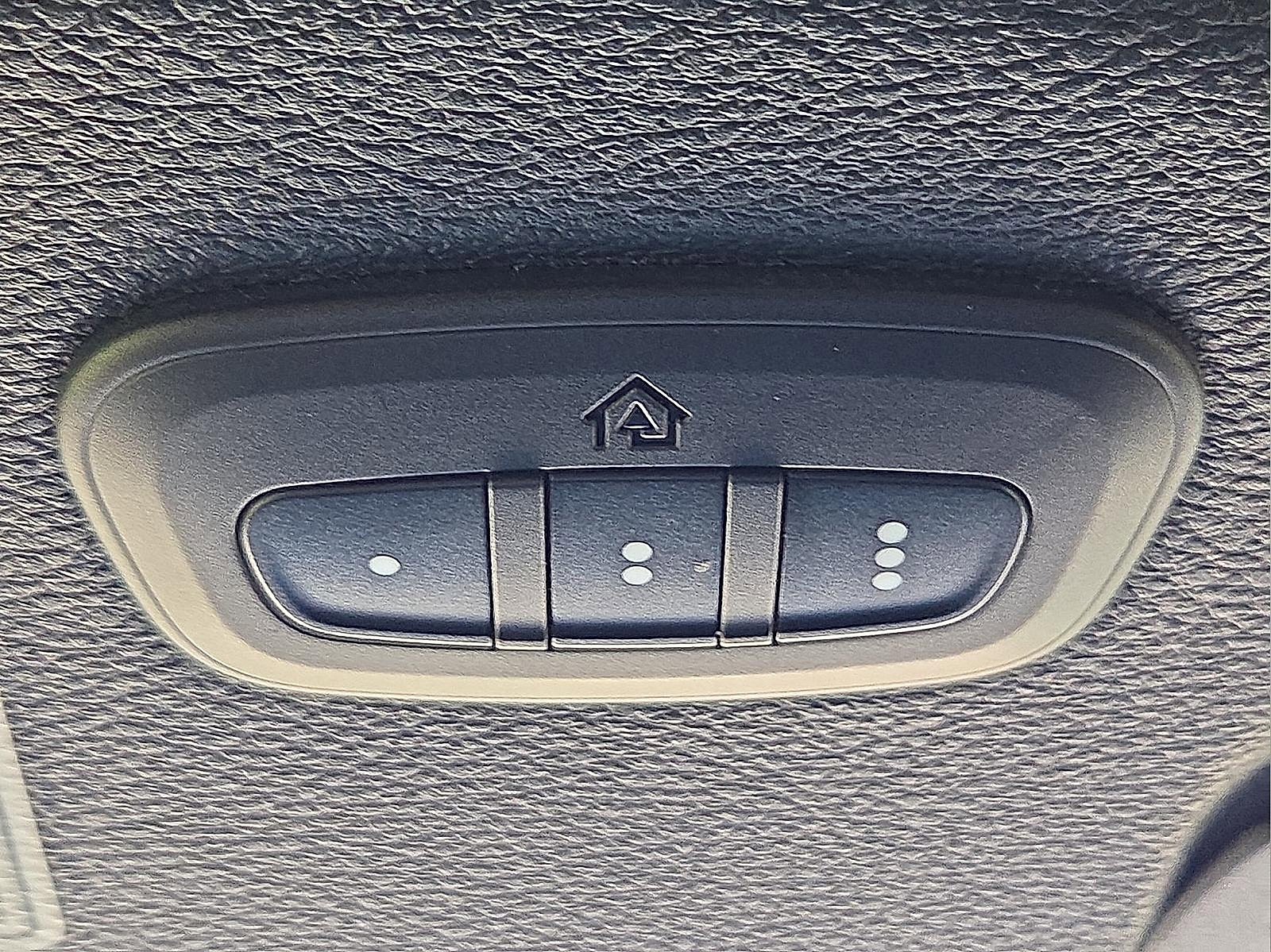 Used 2020 Jeep Wrangler Unlimited Rubicon w/ Quick Order Package 28Y Recon image 22