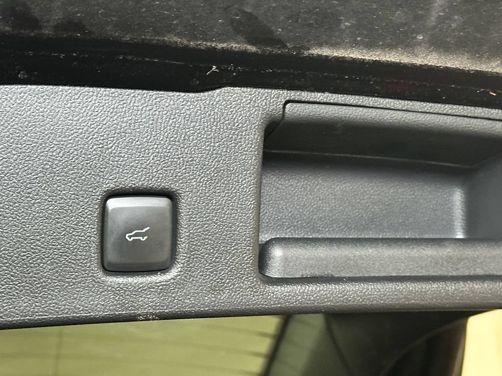 Certified 2024 Ford Escape Active AWD/4WD image 21