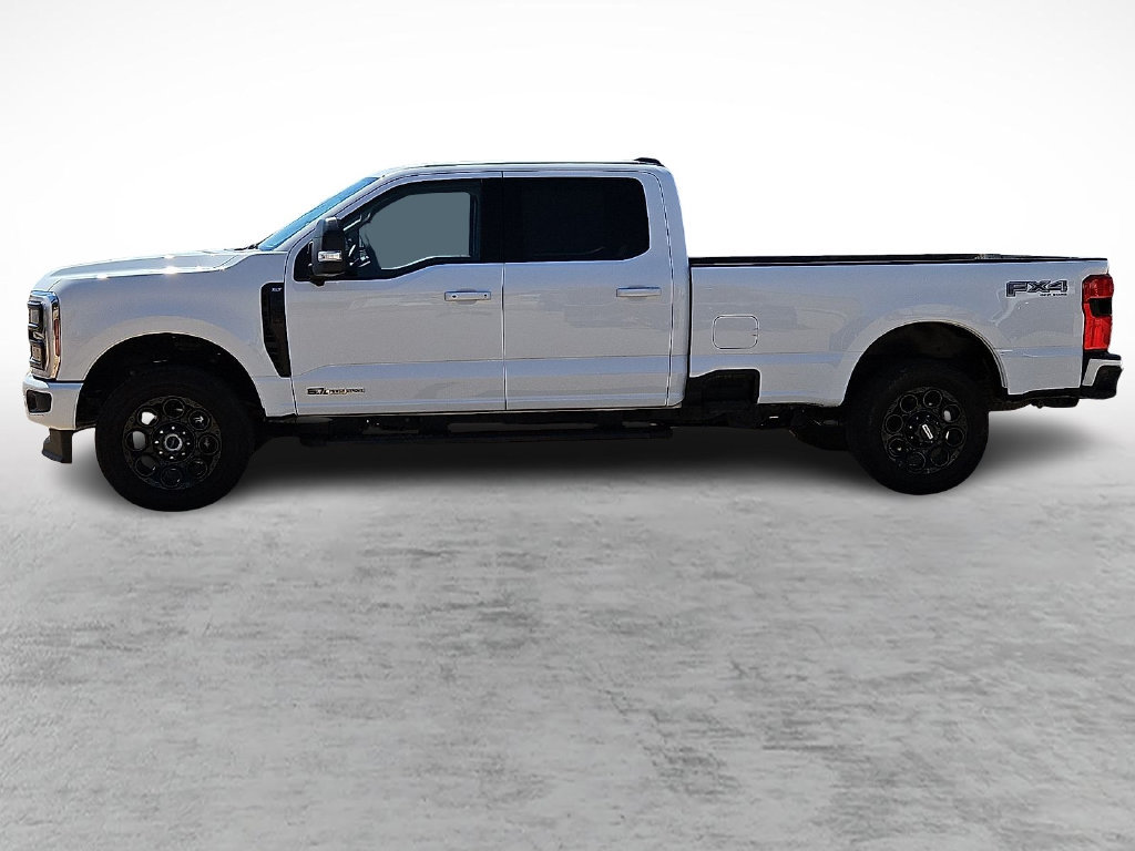 Certified 2025 Ford F250 XLT w/ Black Appearance Package AWD/4WD image 6
