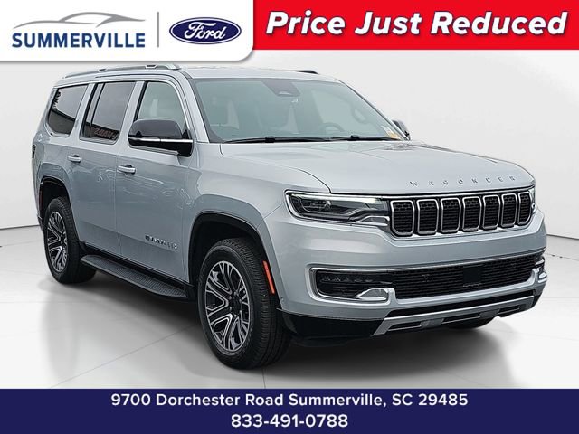 Used 2024 Jeep Wagoneer Series II w/ Flexible Seating Group RWD image 1