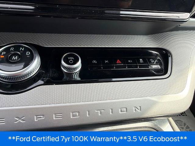 Certified 2025 Ford Expedition Active AWD/4WD image 12
