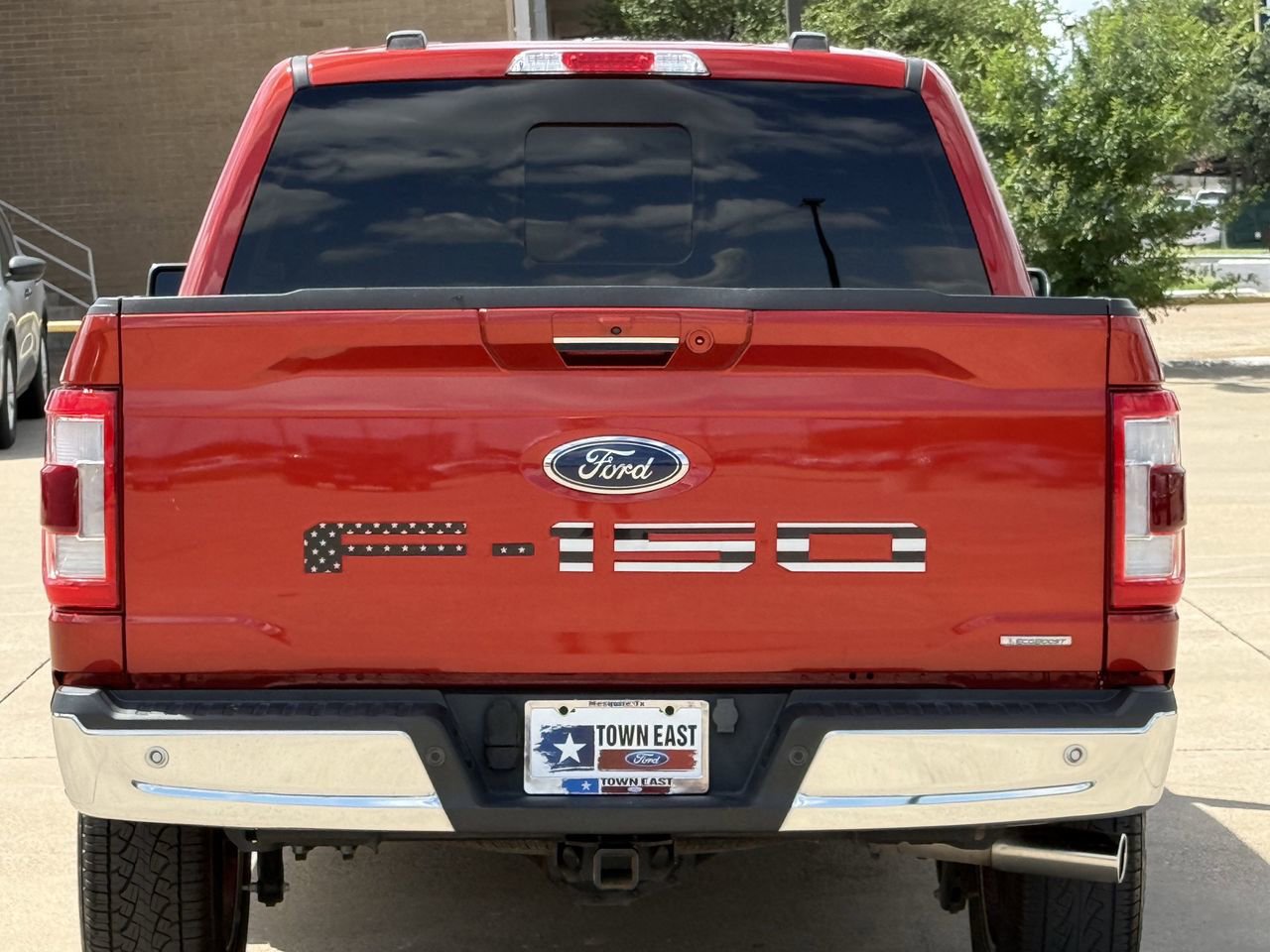 Certified 2023 Ford F150 Lariat w/ FX4 Off-Road Package AWD/4WD image 6
