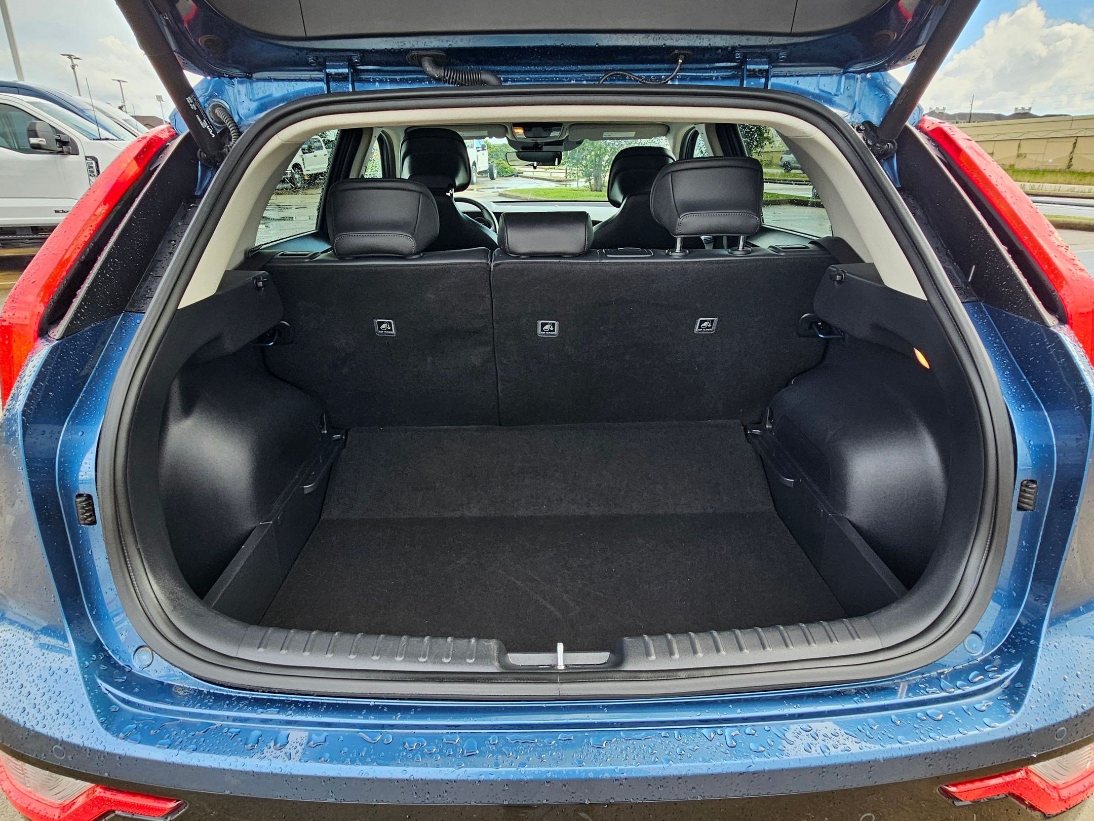 Used 2024 Kia Niro Wind FWD image 31