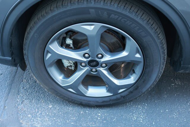 Certified 2025 Ford Escape ST-Line w/ Equipment Group 301A FWD image 10