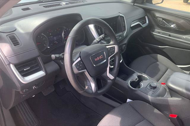 Used 2024 GMC Terrain SLE FWD image 14