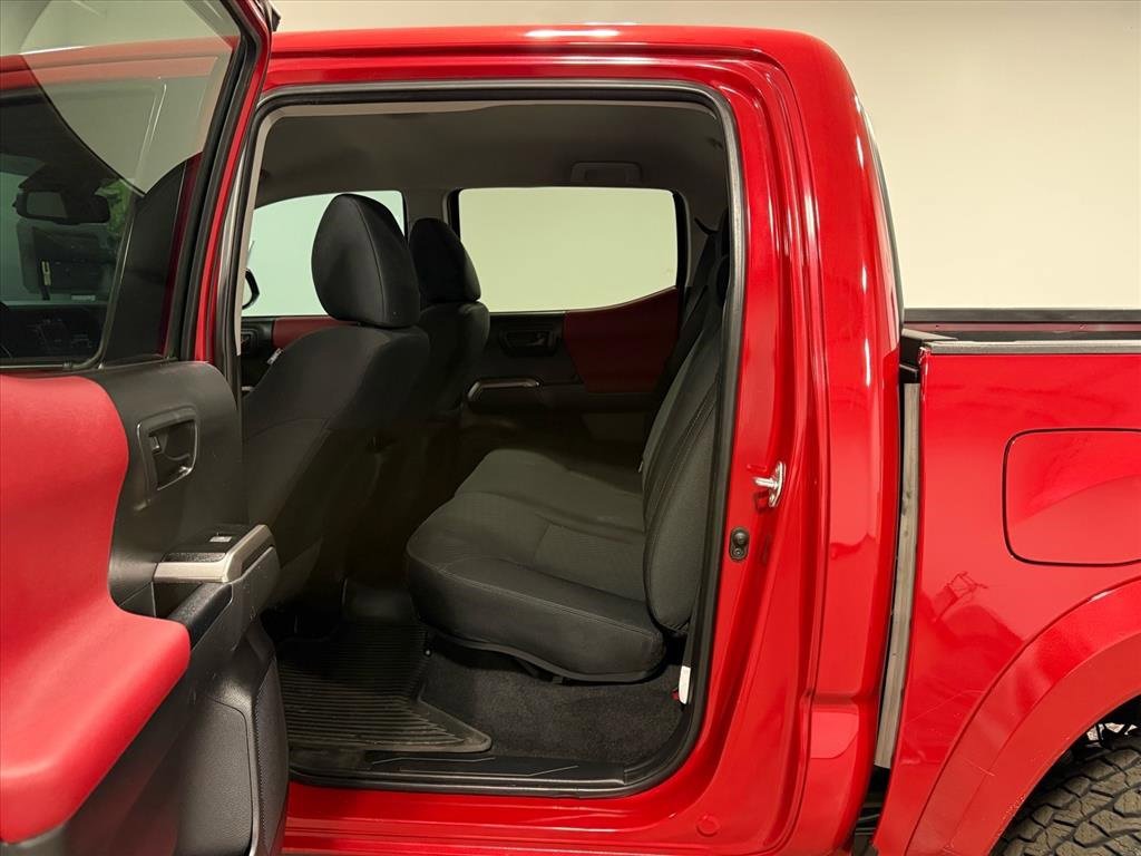 Used 2022 Toyota Tacoma SR5 image 13