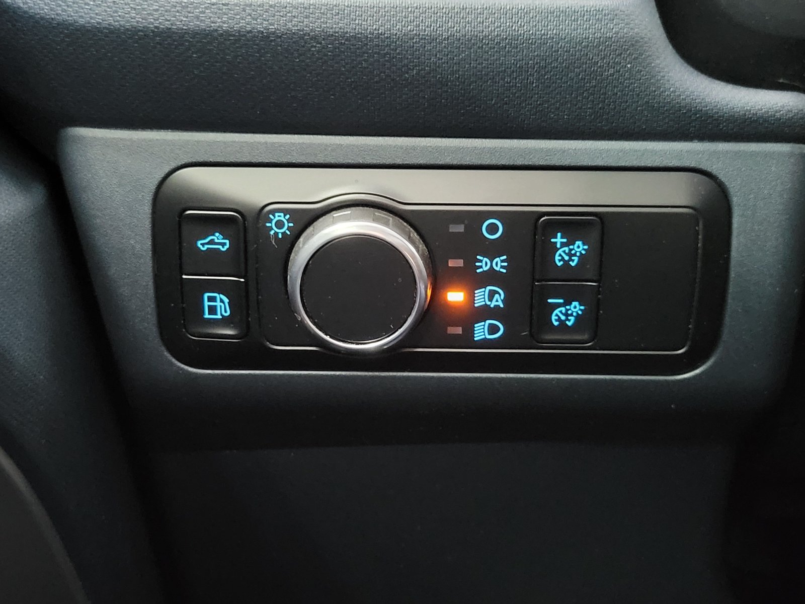Certified 2024 Ford Maverick XLT w/ XLT Luxury Package FWD image 14