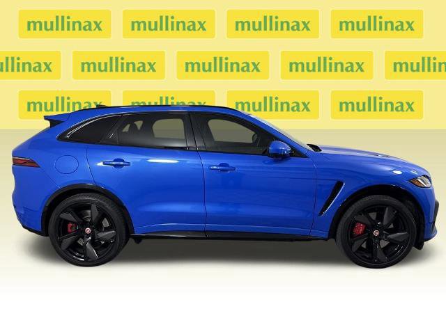 Used 2023 Jaguar F-PACE SVR image 5