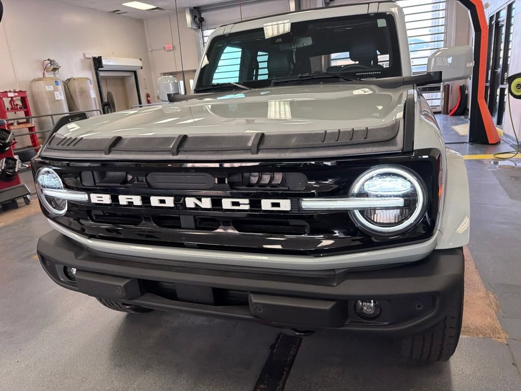 Certified 2024 Ford Bronco Outer Banks AWD/4WD image 6