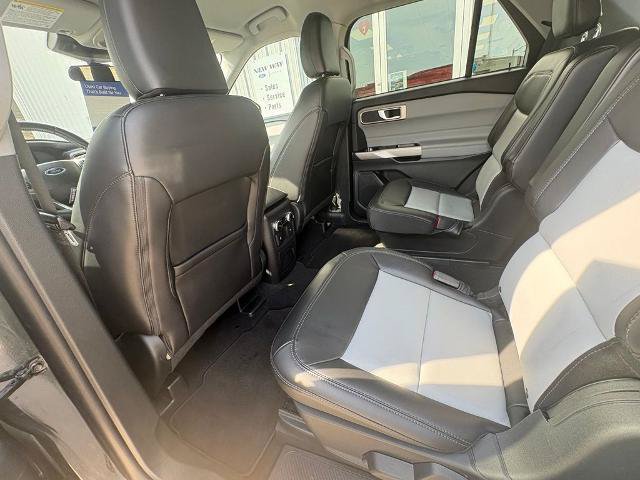 Certified 2024 Ford Explorer XLT w/ Equipment Group 202A AWD/4WD image 14
