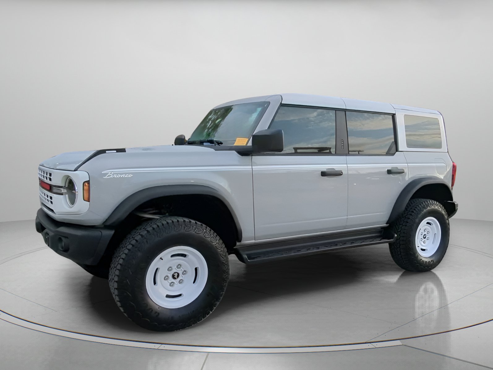 Certified 2026 Ford Bronco Heritage Edition AWD/4WD image 14