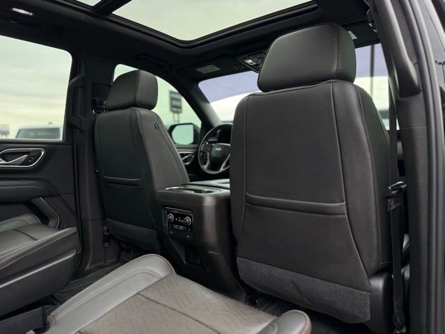 Used 2021 Chevrolet Suburban High Country image 36
