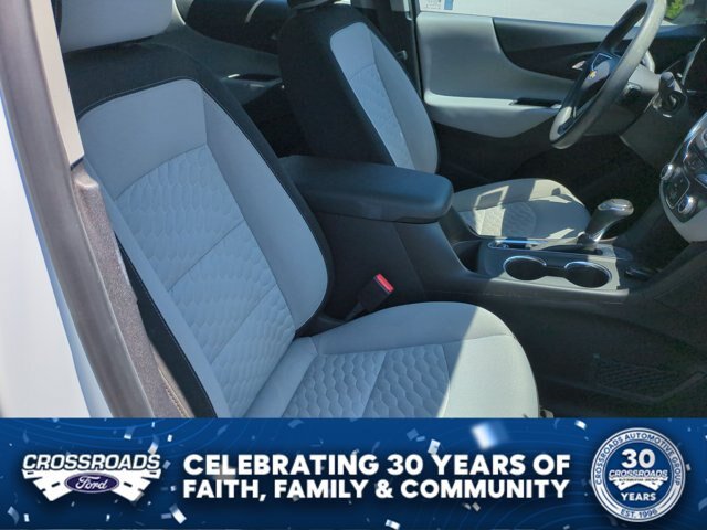 Used 2018 Chevrolet Equinox LS FWD image 33