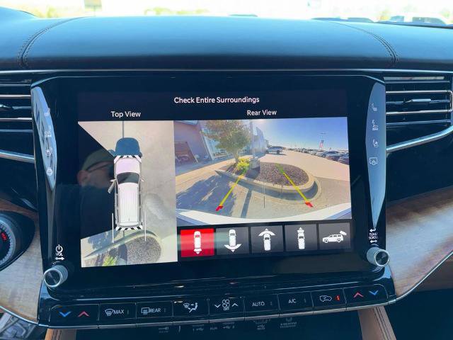 Used 2023 Jeep Grand Wagoneer L Series III w/ Rear Seat Video Group 1 image 28