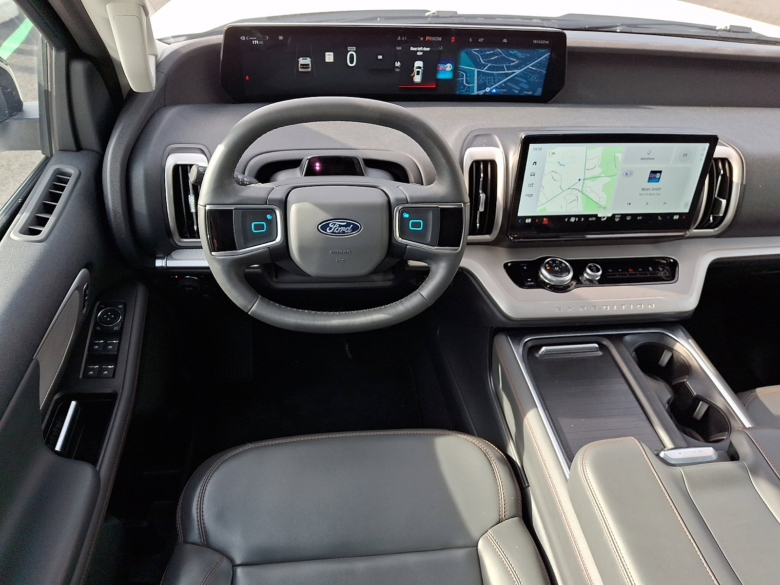 Certified 2025 Ford Expedition Active AWD/4WD image 13