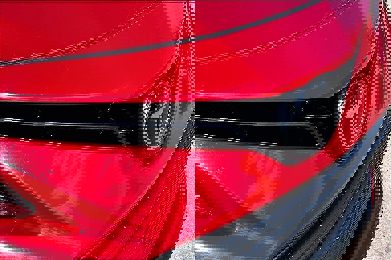 Used 2023 Toyota Camry LE image 30