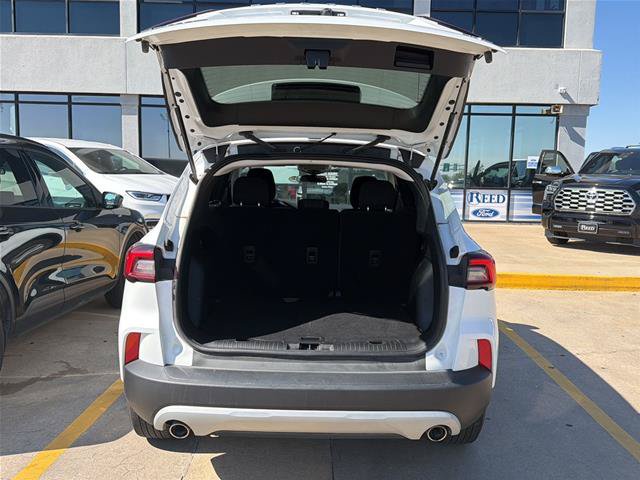 Certified 2025 Ford Escape Active AWD/4WD image 7
